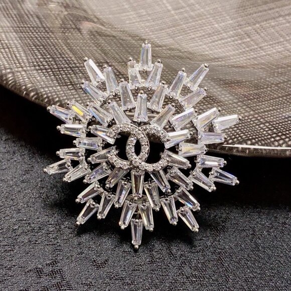 Chanel Brooch - Picture 1 of 4